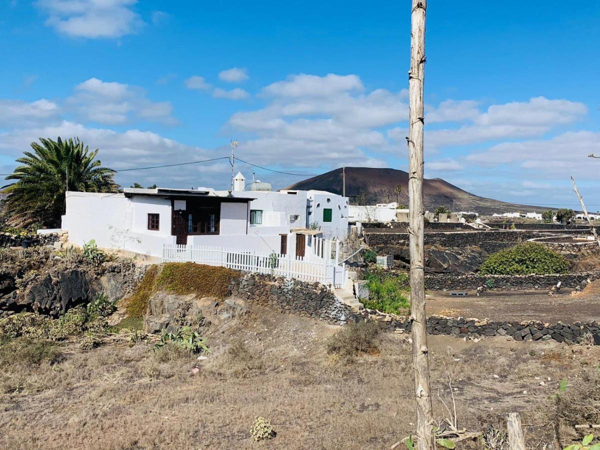 הוילה Tías Campo Y Lava מראה חיצוני תמונה
